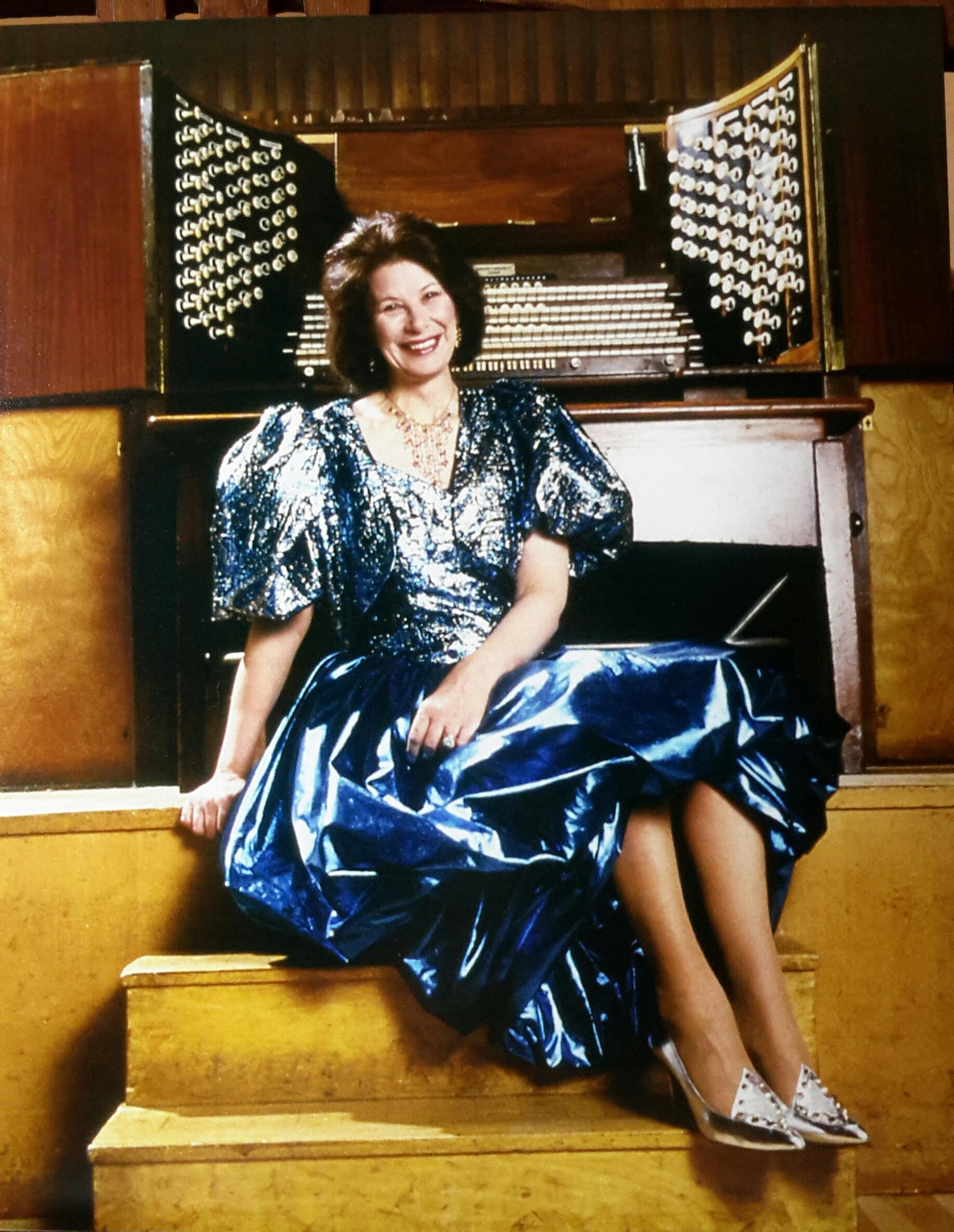 Gillian weir Dame Gillian Weir